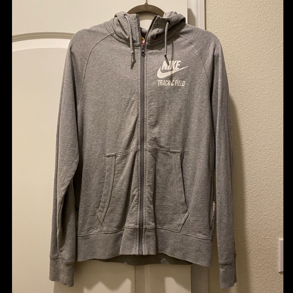 Nike Men’s Track & Field Sweater